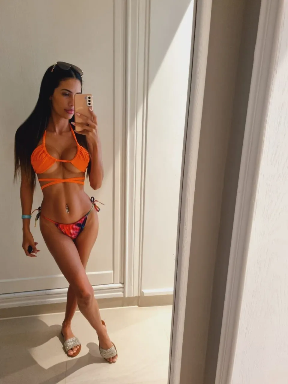 Dani - Photo 1