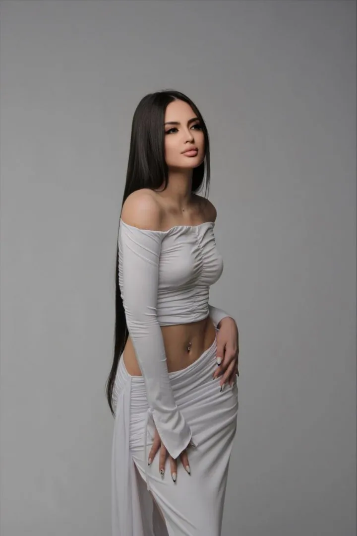 Felicia - Photo 1