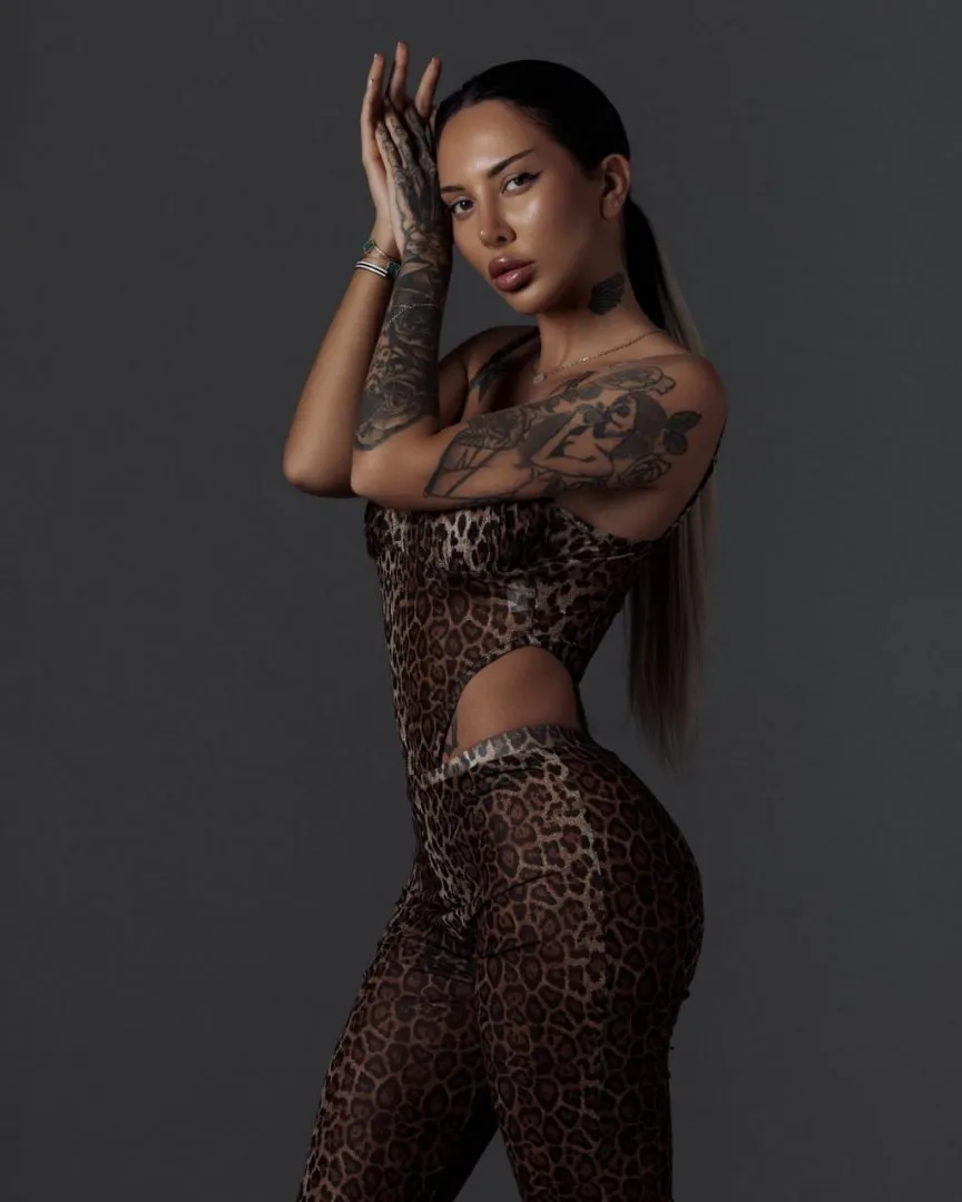 Katherina - Photo 1
