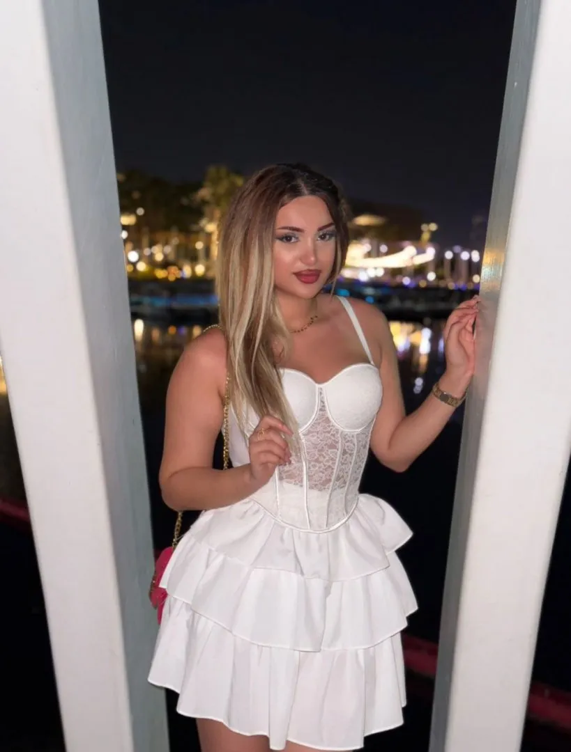 Jeyla - Photo 1